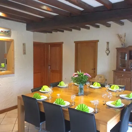 Semesterbostad Holiday Le Bois Preau Septon