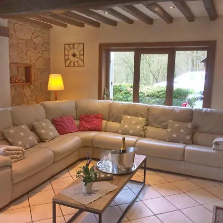 Holiday Le Bois Preau