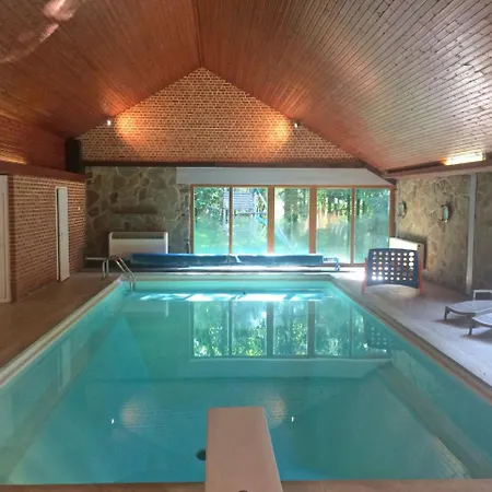 Holiday Le Bois Preau *